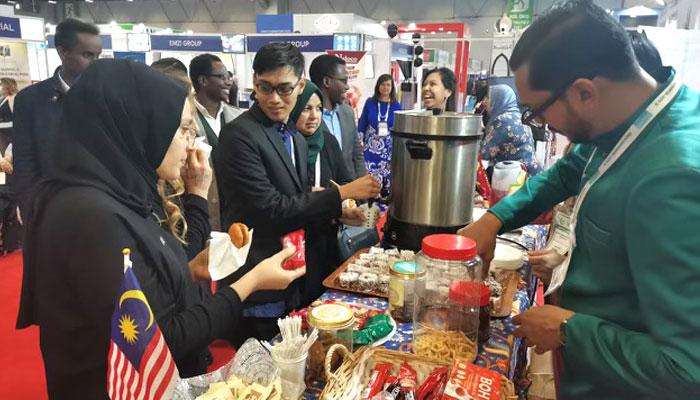 World Halal Expo 2022: Visitors flock to the Malaysian Pavilion. Photo : Collected